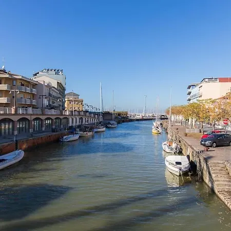 Apartment Pascoli A Centro Mare By Yohome